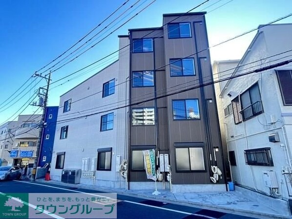 The Garlandsの物件外観写真